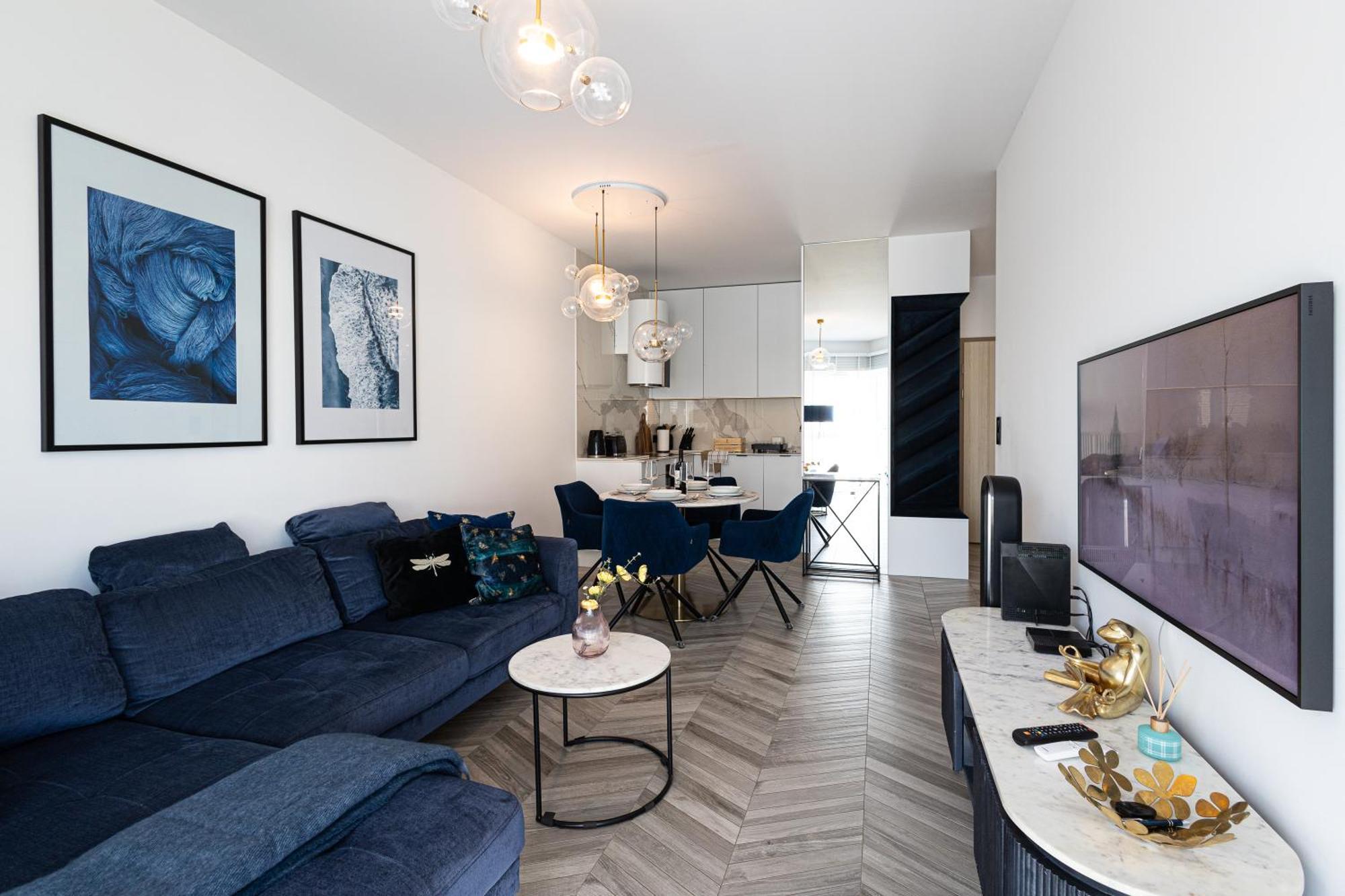 Let's Sea By 2homerent Apartment