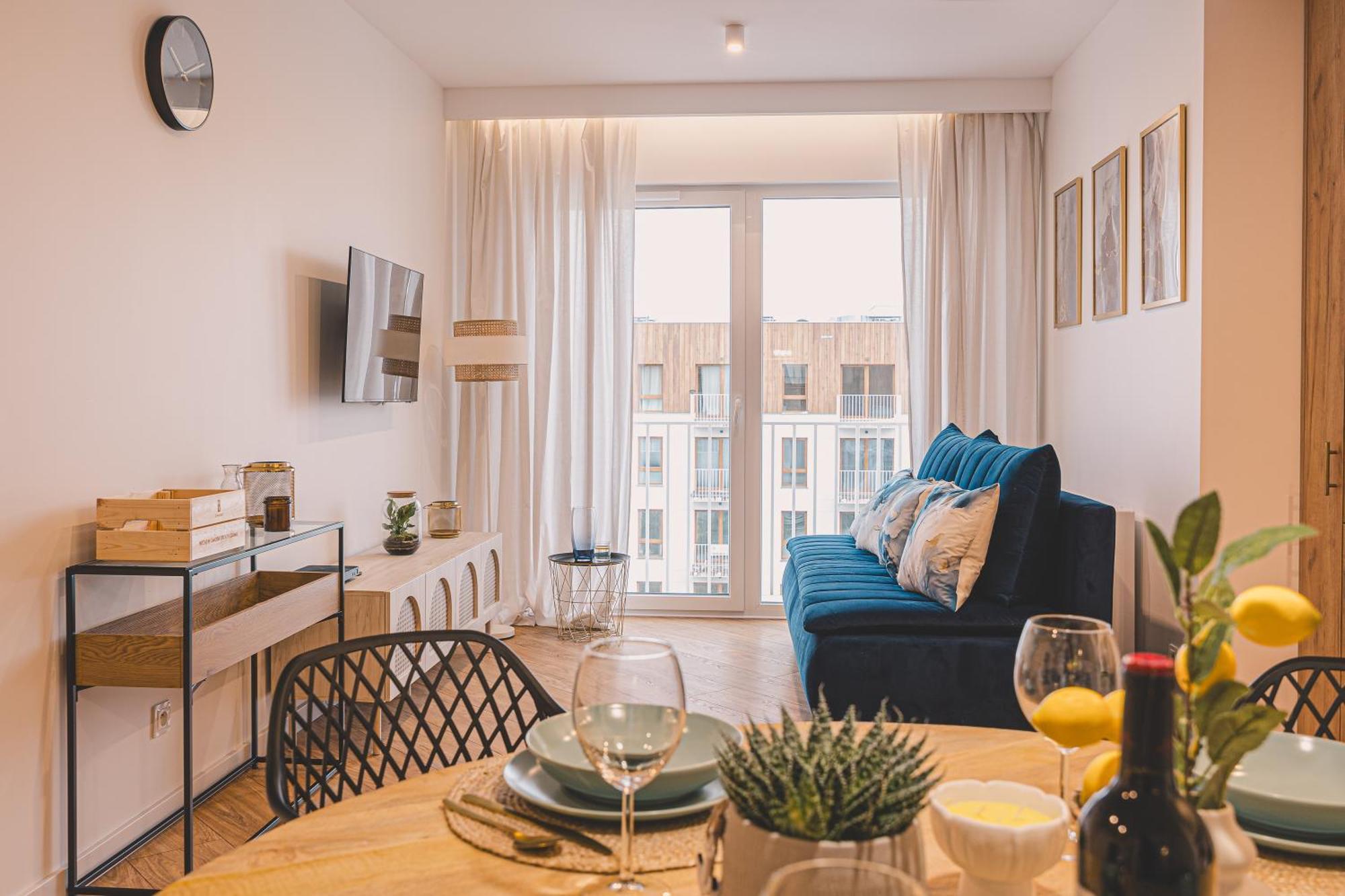 2homerent Let's Sea Apartment *