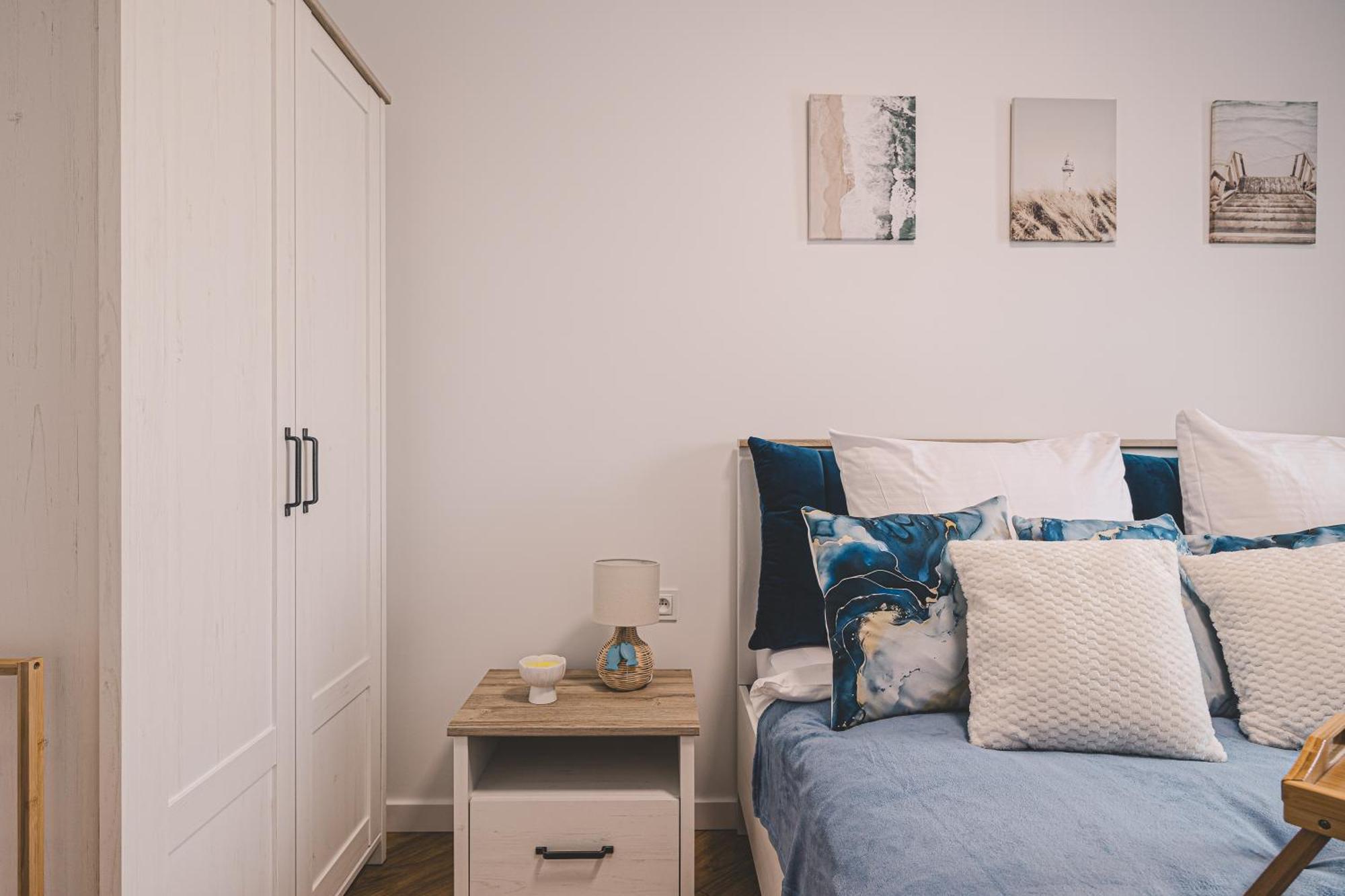2homerent Let's Sea Apartment