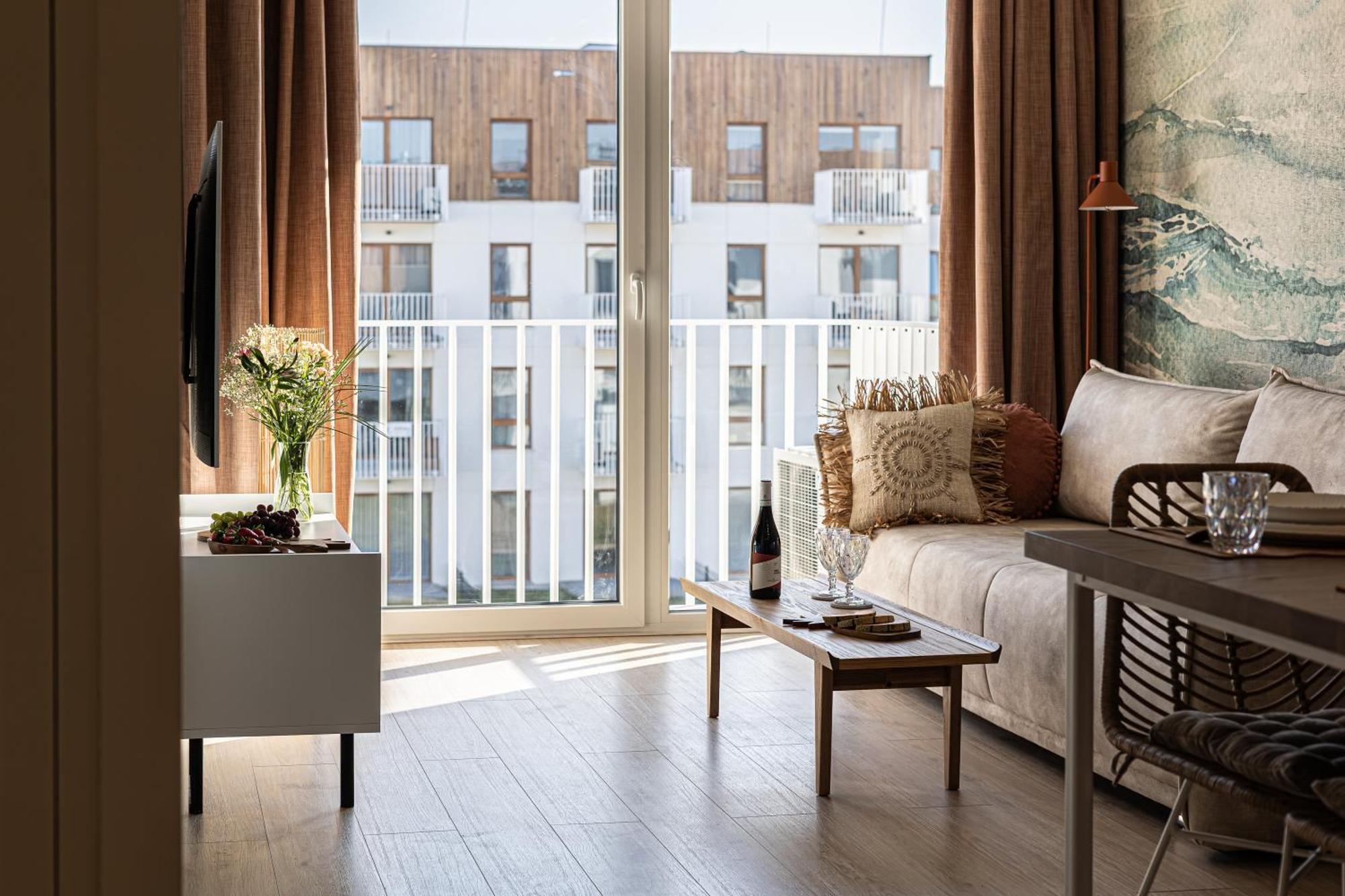 Let's Sea By 2homerent Apartment
